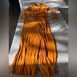 Beautiful Ann Taylor Set, size M